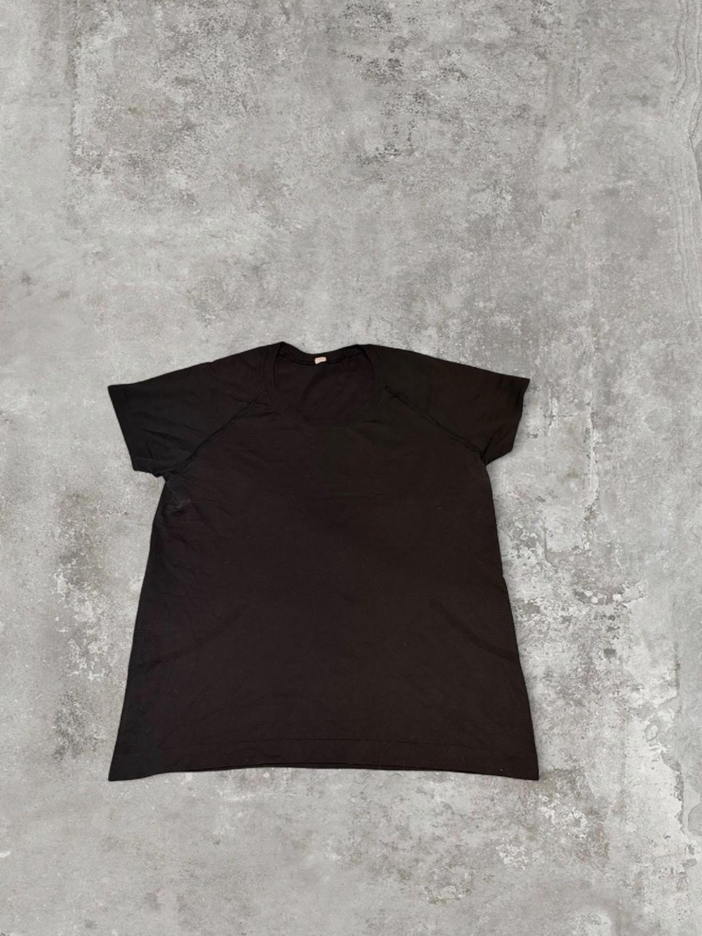 lululemon athletica Black Short Sleeve Scoop Neck Tee